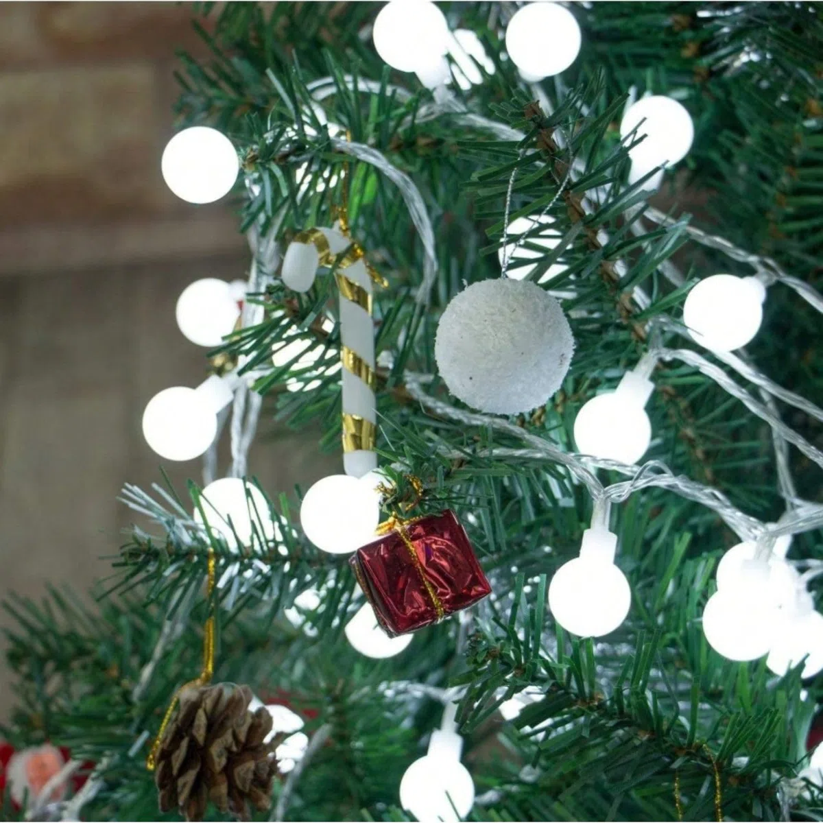 Luccika Home Catena Luminosa LED, Sfere Decorative 2 cm, 10 Metri, 8 Giochi di Luce, Telecomando, Timer, IP44 Interno/Esterno (Bianco Ghiaccio)