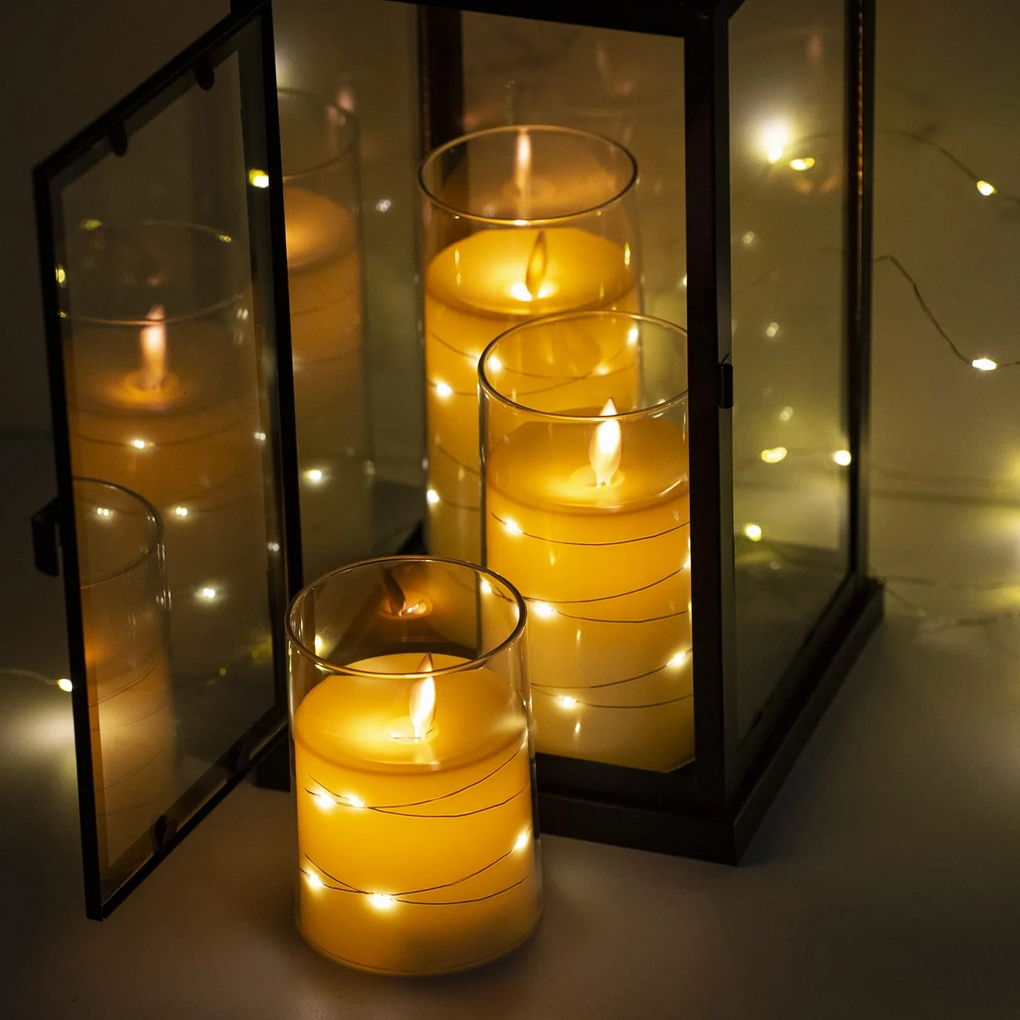Candele LED con Glass Effect, Fiamma Oscillante, Candela a Batteria Senza Fiamma con Timer e Telecomando, Candele Elettriche, Set di 3, Diametro 7.6 cm, Altezza 10.2 12.7 15.3 cm