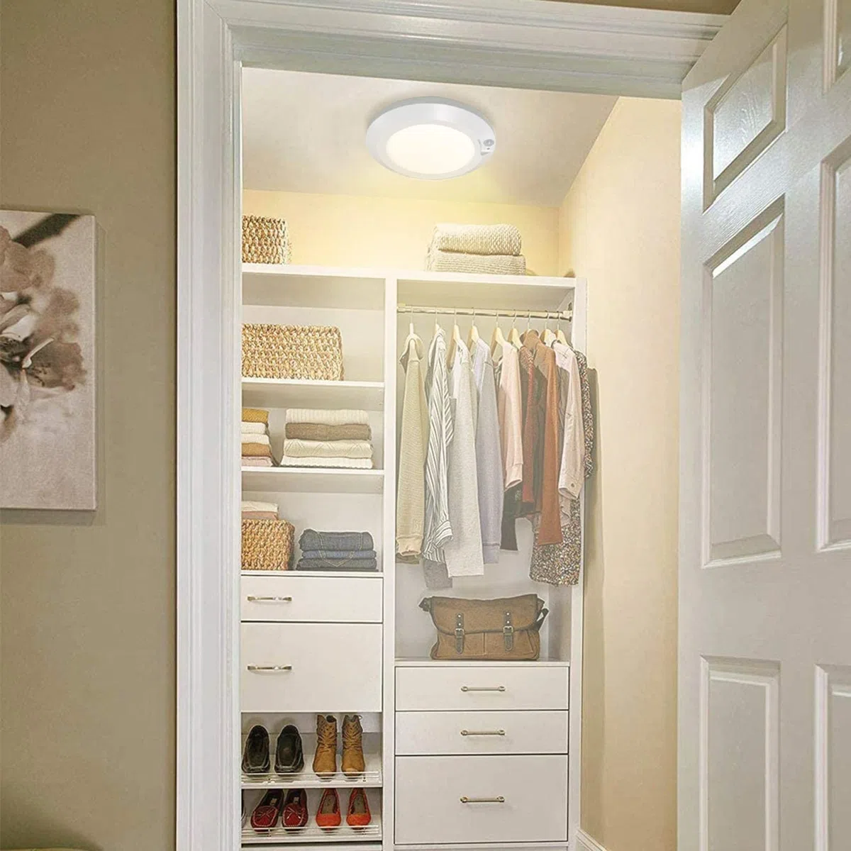 Lampada da soffitto con sensore di movimento, funzionamento a batteria, per interni, senza fili, 3 modalità, per armadio, garage, dispensa, capanno, scale, cantina