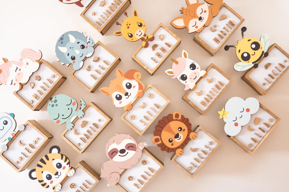 WONDEE Lampada Personalizzata Con Nome - Luce Notturna Bambini Tiger, Regalo Neonato Maschio e Femmina, Regalo Battesimo Bimbo e Bimba, idee Regali Personalizzati Bambino e Bambina 0 1 2 3 4 5 anni