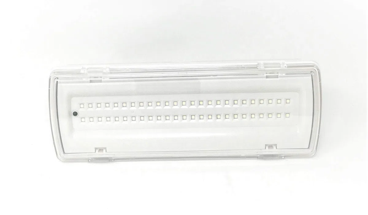 TEMPO DI SALDI Lampada di Emergenza con 50 Led Completa di Incasso + Batteria Luce Bianca 4 W