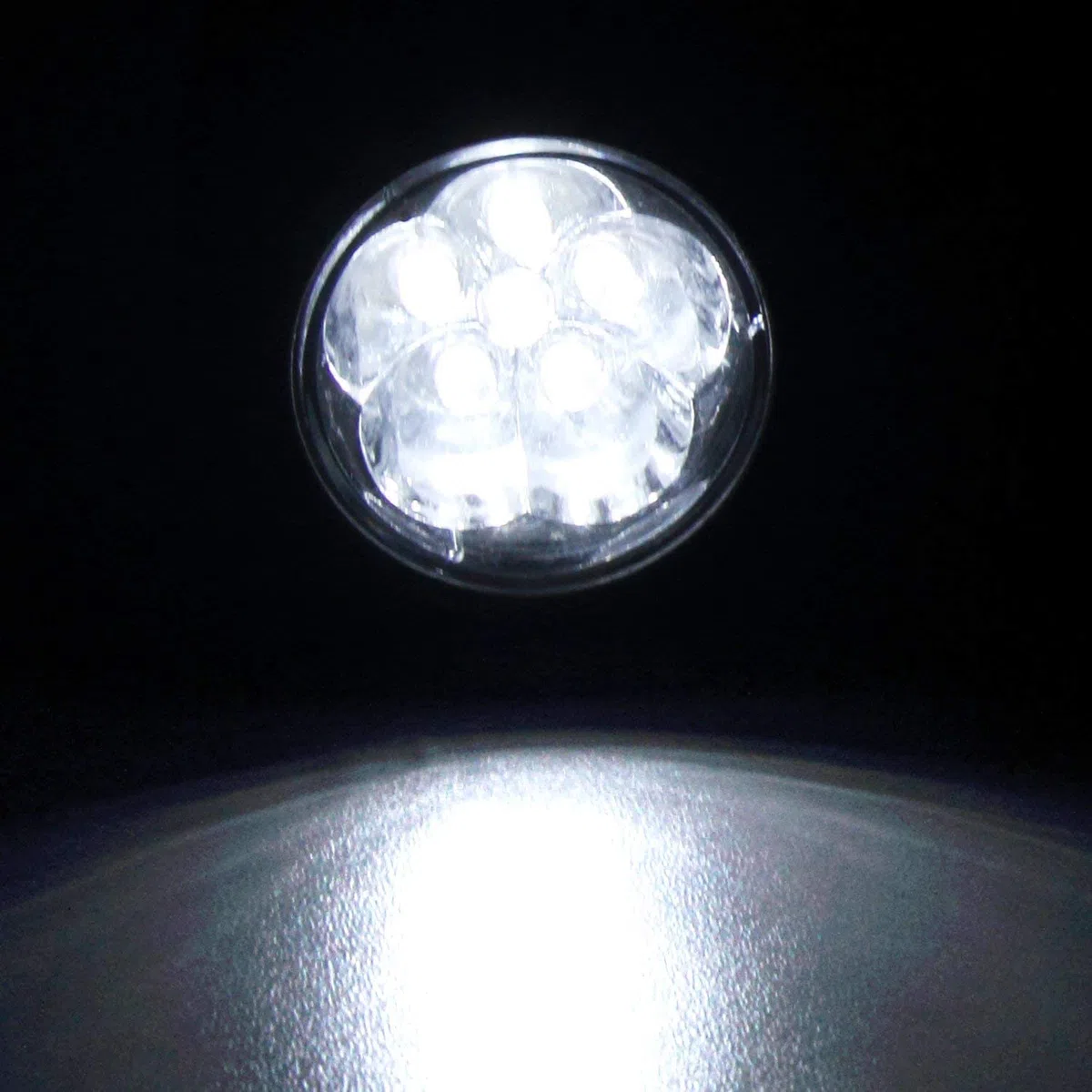 Luce Solare Subacquea per Laghetto,KINGCOO Impermeabili 6LED Lampade Sommergibili Proiettore Faretto Faretto Acquario Luce per Giardino Piscina Cortile Paesaggio Illuminazione Esterna (Bianco)
