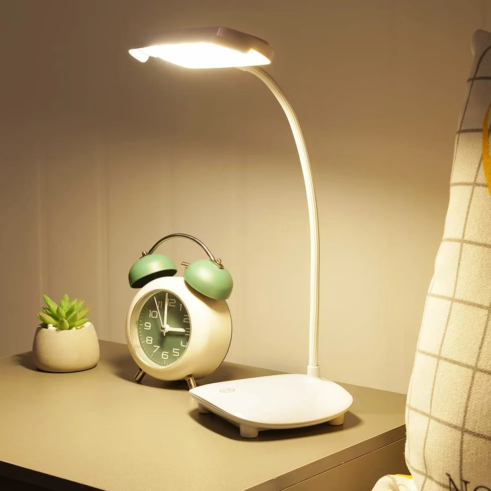 Lampada da Scrivania Senza Fili, Batteria Ricaricabile con 2 Batterie Da 4200 Mah, 40LED, Touch Dimmerabile, 3 Colori, Funzione Memoria, Ricaricabile, Lampada da Tavolo Portatile
