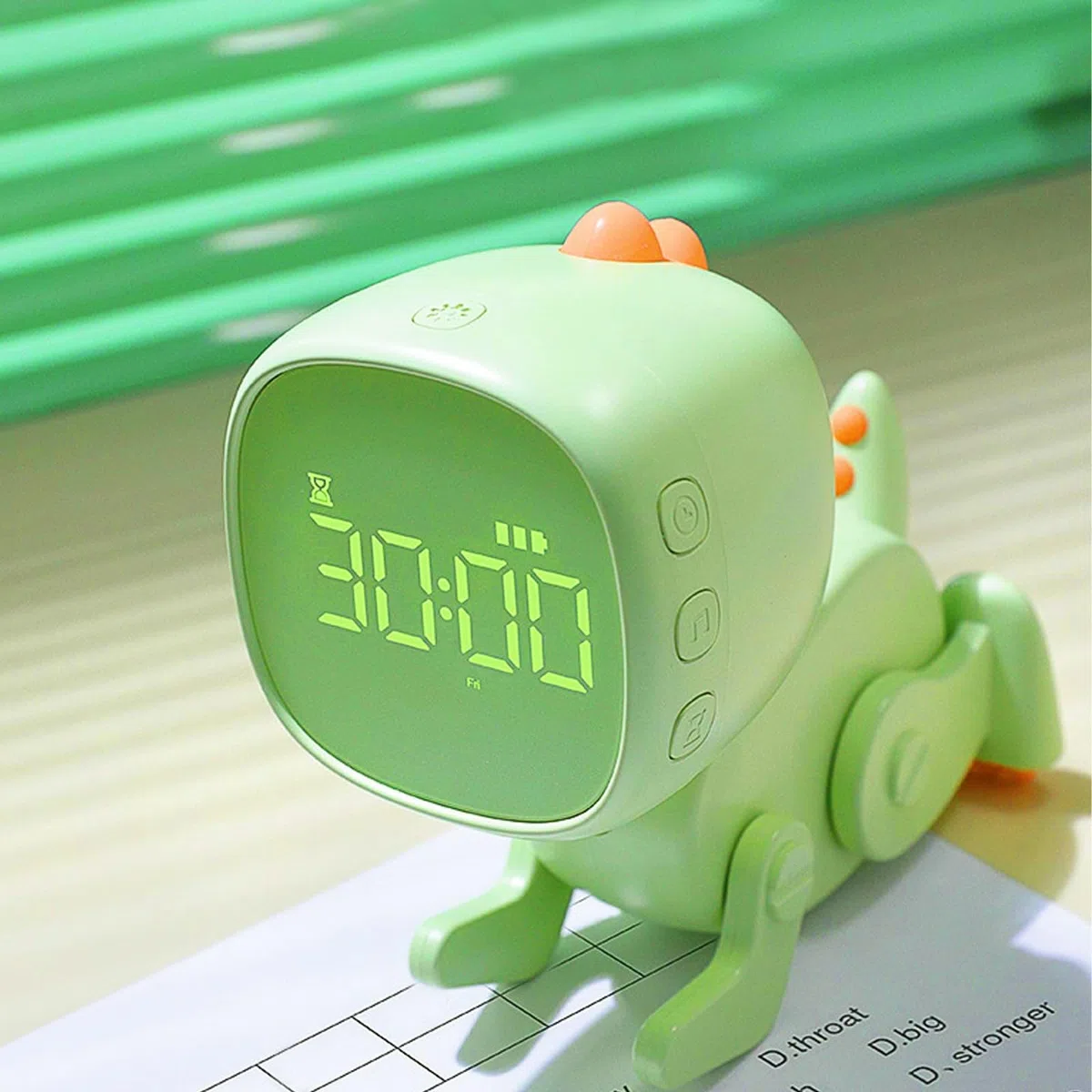 Sveglia per bambini ragazza ragazzo sveglia digitale per bambini luce notturna dinosauro orologio Snooze, con 3 gruppi di allarmi, suono e luminosità regolabili in ricarica USB, verde