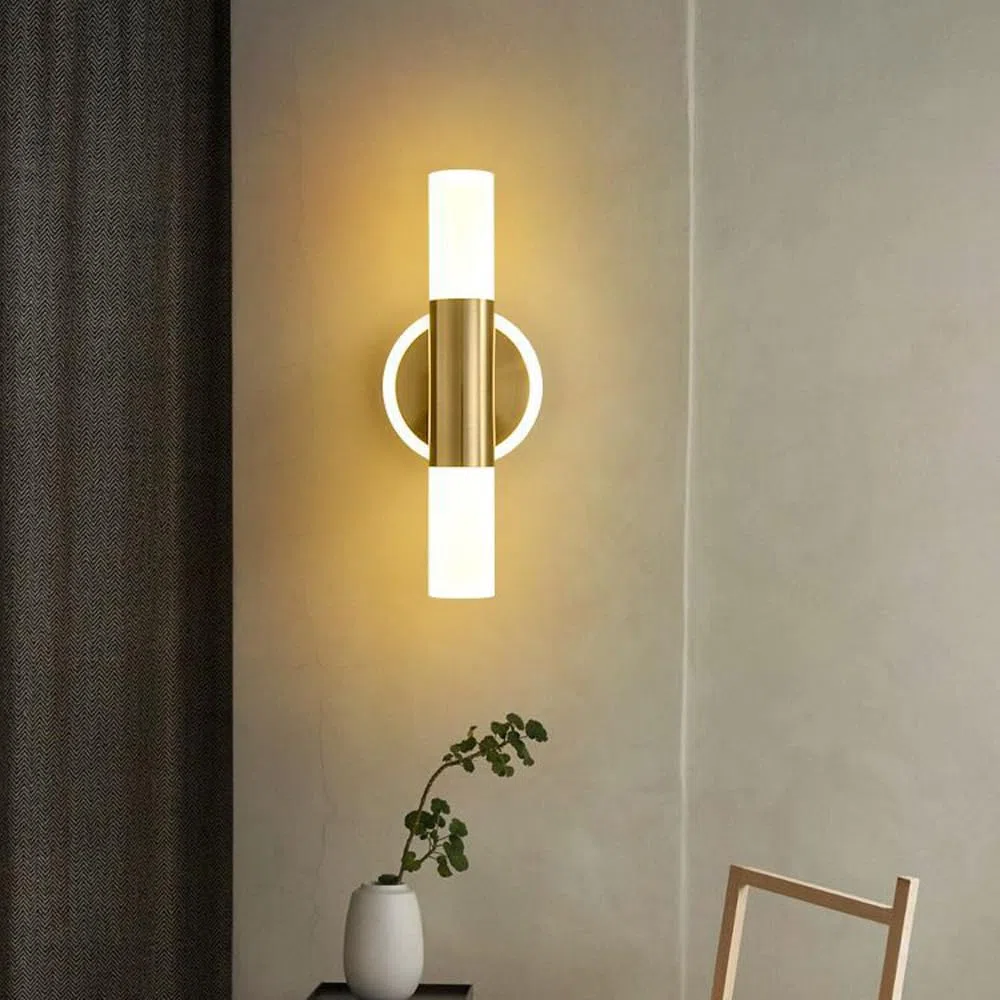 Decorazione domestica moderna Up Down Applique Illuminazione da parete Vanità del bagno LED Applique da parete Barra lunga 9W Cilindro acrilico dorato per interni Lampada da parete lineare per