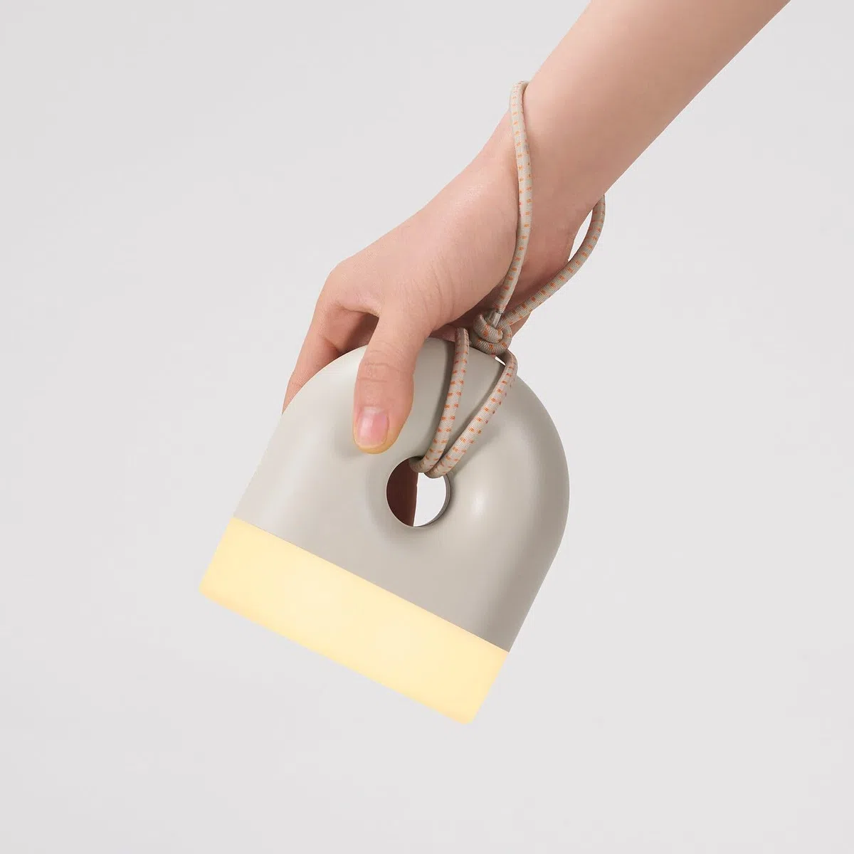 IKEA SOLVINDEN lampada da tavolo, a forma di ciambella, a batteria, 12 cm