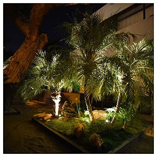 Beneito Faure Zas Quadrato Mini Proiettore a LED Regolabile da Terra per Esterno con Picchetto - Corten