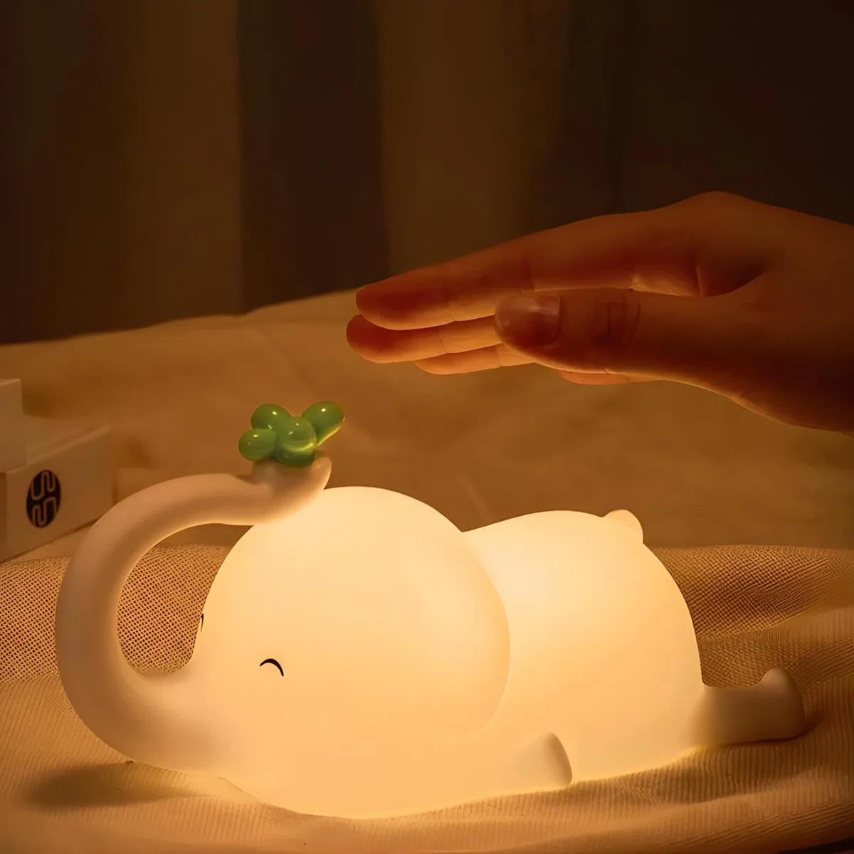 Luce Notturna Bambini, Silicone Lampada da Comodino Neonato Con Funzione Timer, Luce Notturna Bambini Ricaricabile, Lampada Notturna Touch, Luce Notturna per Regalo Neonato Ragazza Ragazzo