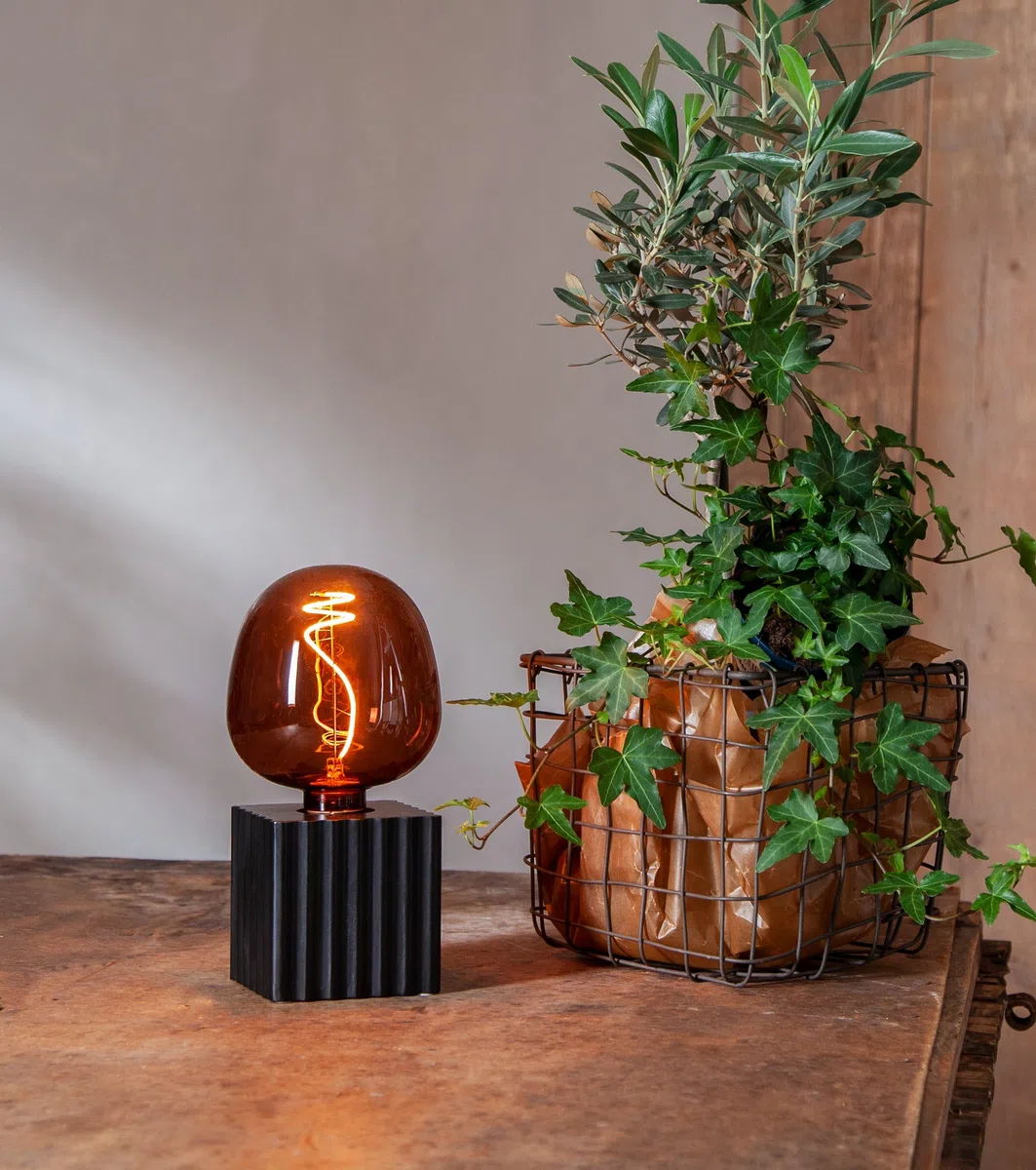 Eglo Lampadina XXL E27, dimmerabile, a spirale, stile rétro, molto grande, marrone cognac, 4 W, 40 lumen, luce bianca calda, 2000 K, lunghezza 18 cm (Confezione da 2)