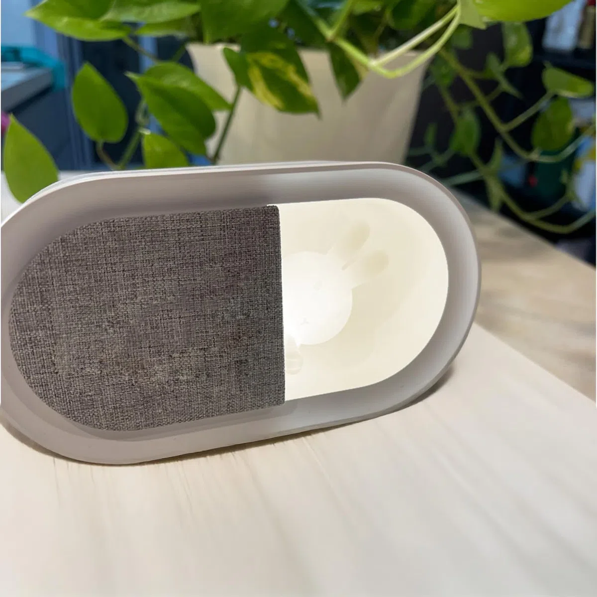 Forever Sveglia con coniglietto luminoso a LED PURE FNL-05 INGRID - Sveglia, lampada da comodino per la camera dei bambini, decorazione, orologio digitale, orologio wireless, USB-C, da letto, motivo