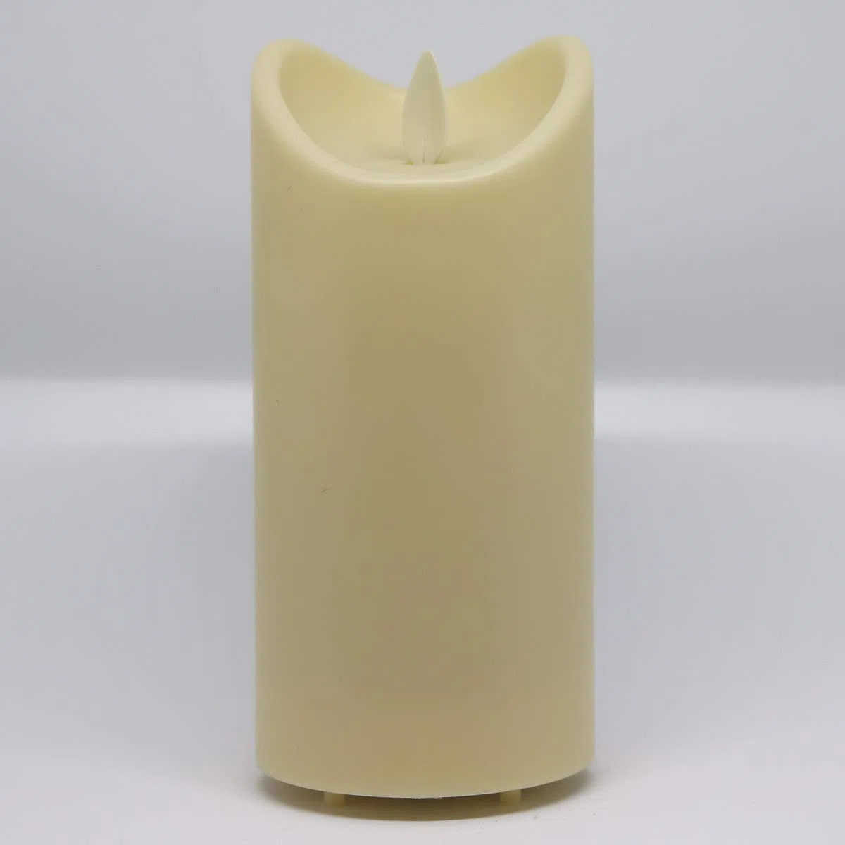 TRONJE Ø7x15 cm LED Candela a Batteria da Esterno Crema - Candela Plastica senza Fiamma con Timer e Telecomando - Impermeabile & Resistente al Calore