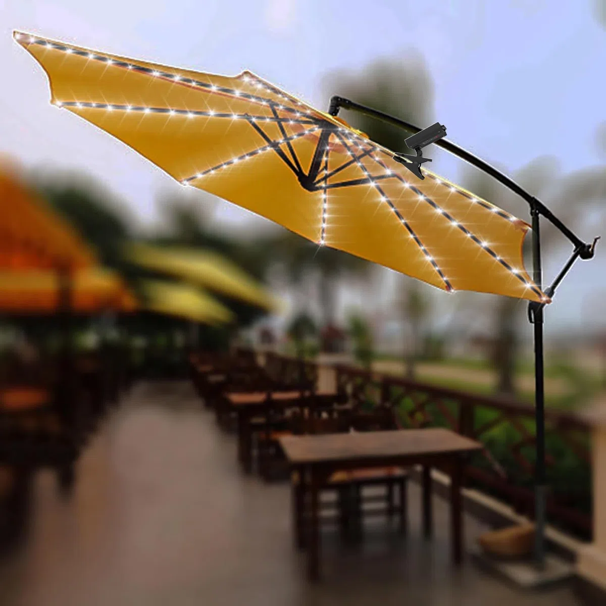Luci solari per ombrellone da esterno con telecomando, 104 luci a LED impermeabili, 8 modalità dimmerabili, per giardino, terrazza, cortile, piscina (bianco)
