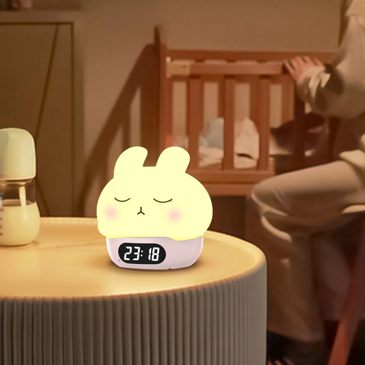 Generisch Orologio da coniglio, sveglia a forma di coniglio, divertente sveglia a forma di coniglio, luce in silicone, sveglia digitale a coniglio, divertente sveglia per camera da letto, vita dei