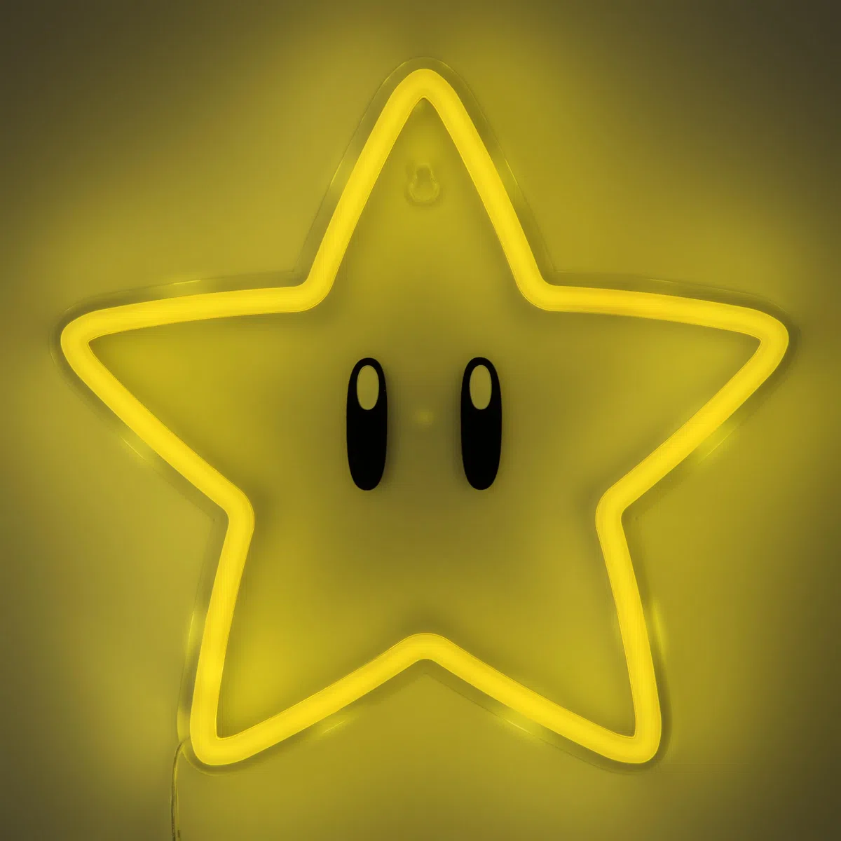 Super Mario Super Star LED Neon Wall Light, Licenza Ufficiale Lampada con Cavo di Alimentazione per Casa, Camera da letto, Living Space Decor, Regalo per Giocatori | Paladone