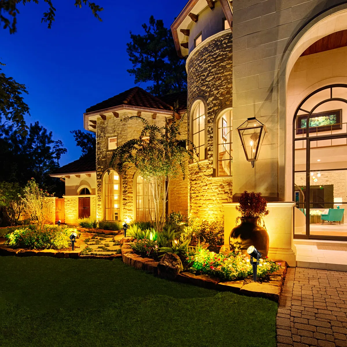 NATPOW Faretti Solari a Led da Esterno, 2 in 1 Luce 3000K Luci Solari da Giardino, 2 Modi, Automaticamente Acceso o Spento, Impermeabile IP65 Luci Esterne ad Energia Solare per Cortile, Patio, Alberi