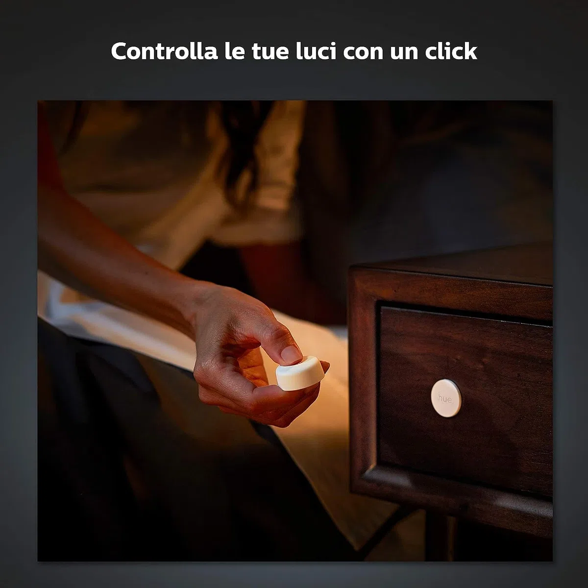 Philips Hue White Ambiance Starter Kit con 3 Lampadine, Bluetooth, Controllo Vocale, Dimmerabili, Attacco E27 + 1 Bridge Hue Controllo Completo del Sistema + 1 telecomando Hue Smart Button, Bianco