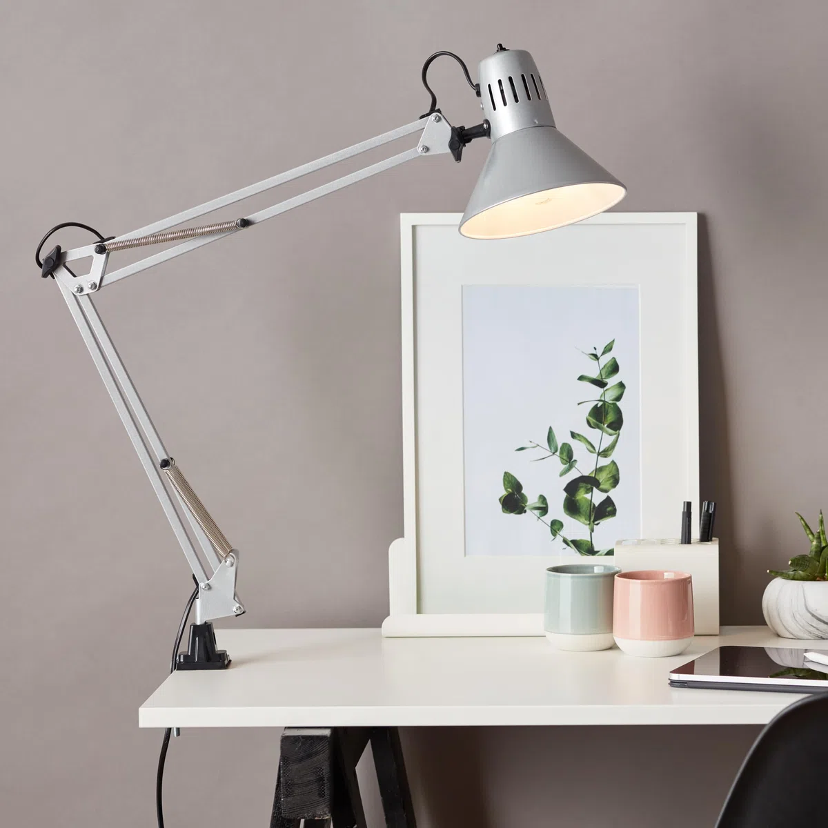 Brilliant Hobby - Lampada da scrivania con morsetto, 10802 / 11, colore titanio
