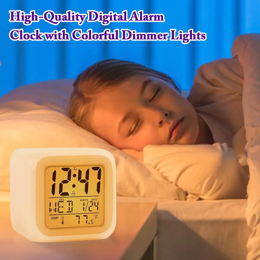 Sveglia digitale, Sveglia per bambini portatile LCD sveglia da comodino con luci Intelligente 7 colori Luce Notturna con Tempo Ore, Data, Temperatura per ragazze, ragazzi, adulti regali