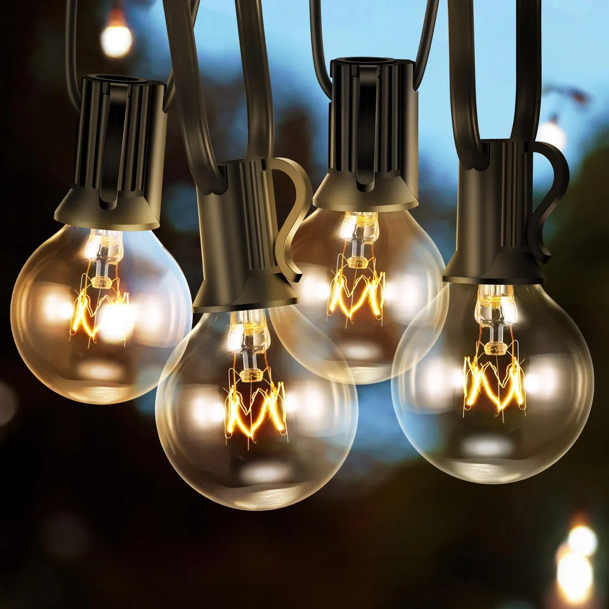 Lampadine di Ricambio, 25 Pezzi Lampadine Globo G40 da 7 Watt Supporto per Presa di Base E12 Resistenza Allacqua IP44 Bianco Caldo per Luci a Corda Decorazione per Feste a Casa