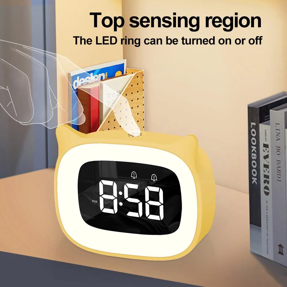 Sveglia Bambini da Comodino, Sveglia Digitale con Led Numeri Grandi, Carina Gatti, Luce Notturna Funzione Snooze Timer 18 suonerie 5 modalità comodino per Bambin Porta di Ricarica USB (Giallo)